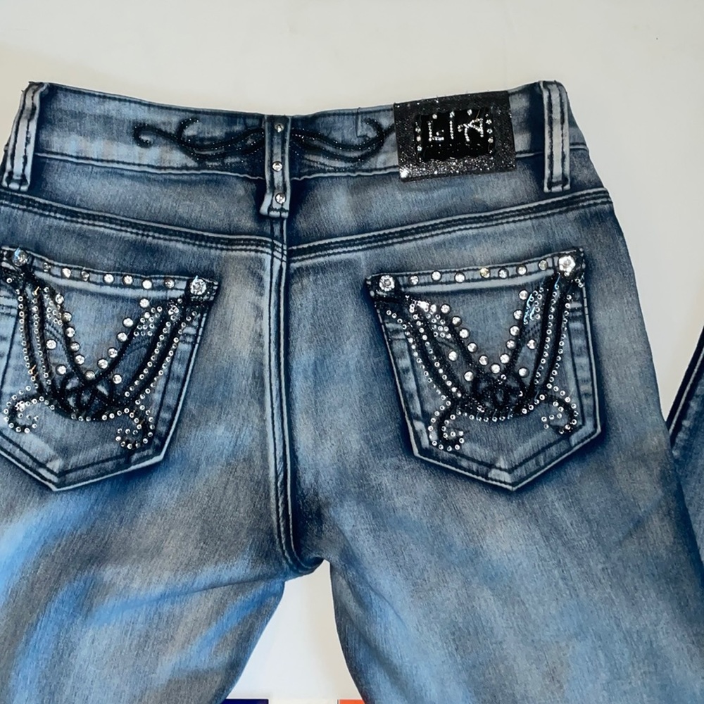 Pretty bling jeans😍